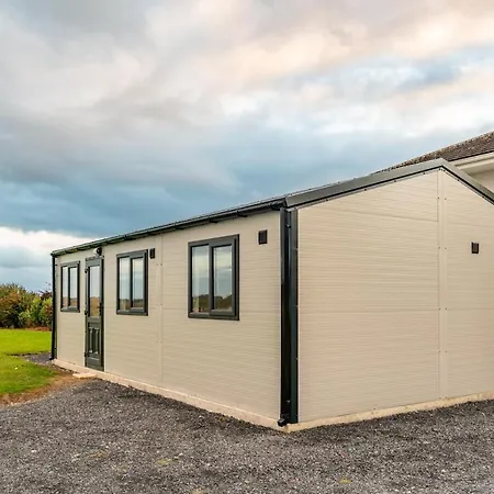 Coastal Cabin, Oranmore, *