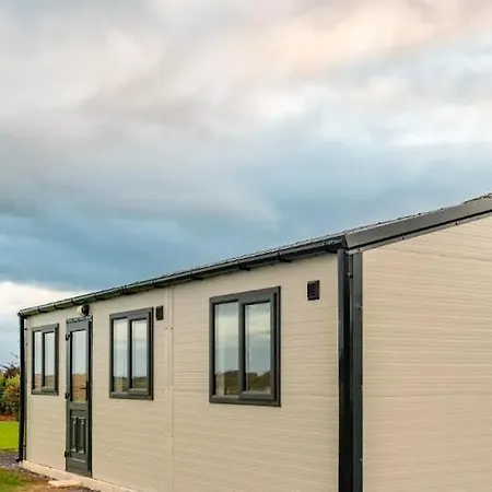 Coastal Cabin, Oranmore, * Galway