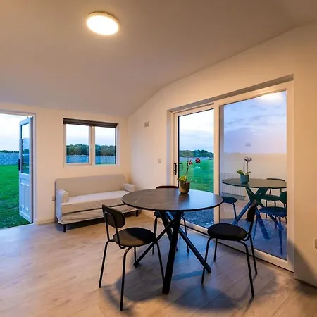 Appartement Coastal Cabin, Oranmore, Galway